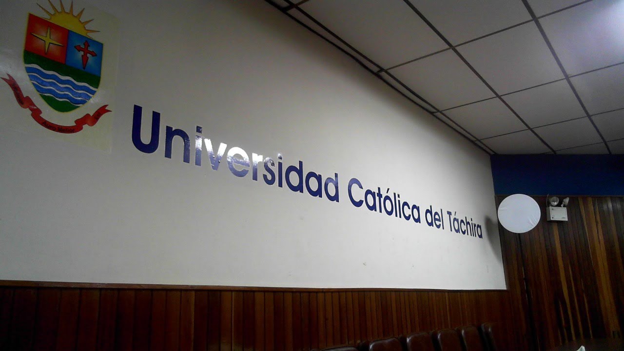 Entrega de Títulos Profesionales UCAT 24-05-2021