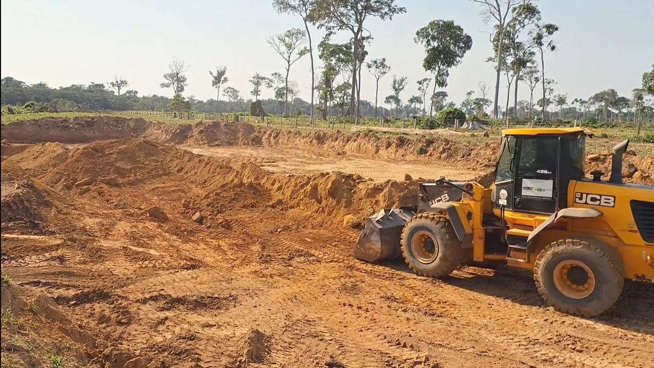 MUITO MOLE O CHÃO E MUITA PEDRA NO CASCALHO 