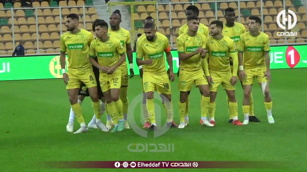 شاهد .... كواليس مباراة شبيبة القبائل و إتحاد خنشلة