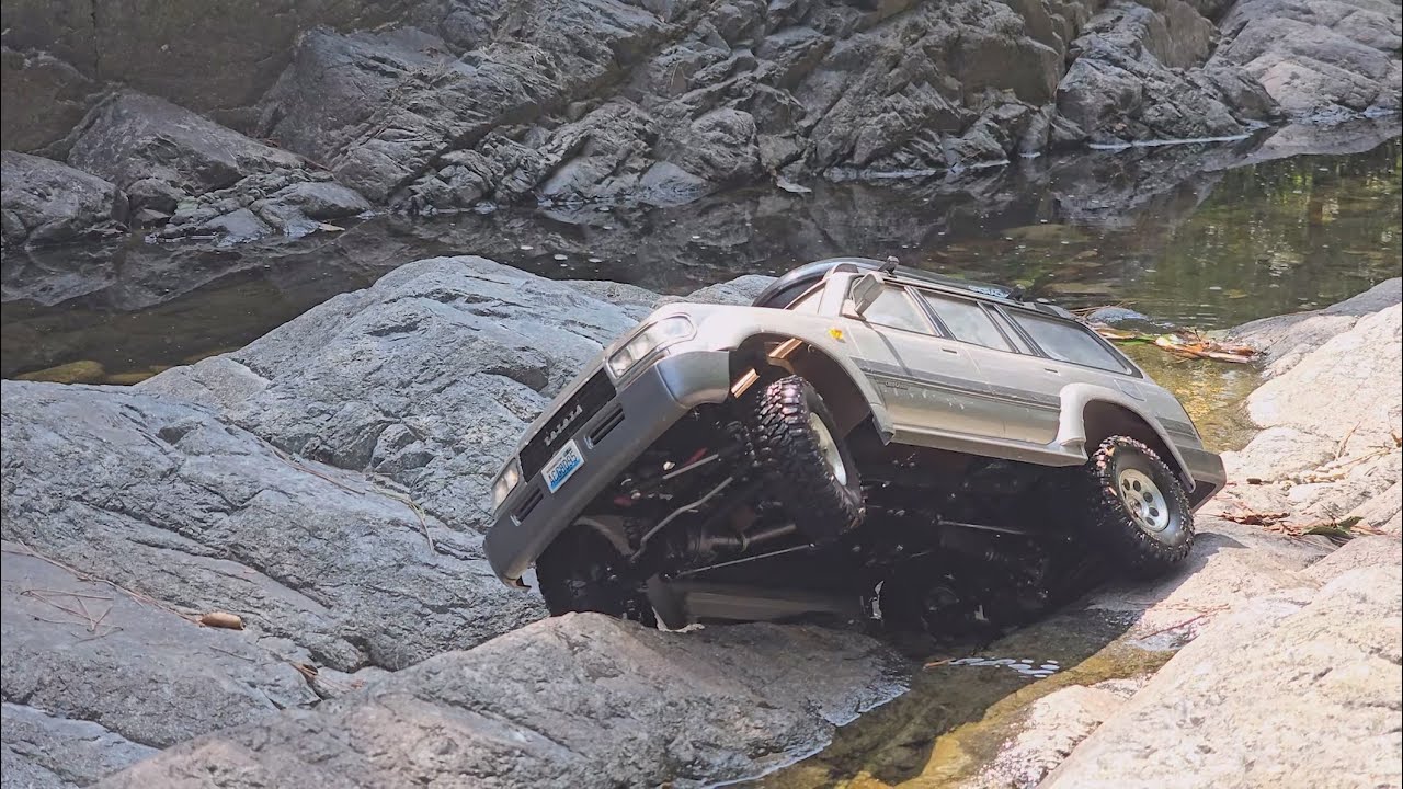 1/10 Scale RC Car Toyota LC80 custom chassis - creek rock crawling 2 ASMR 