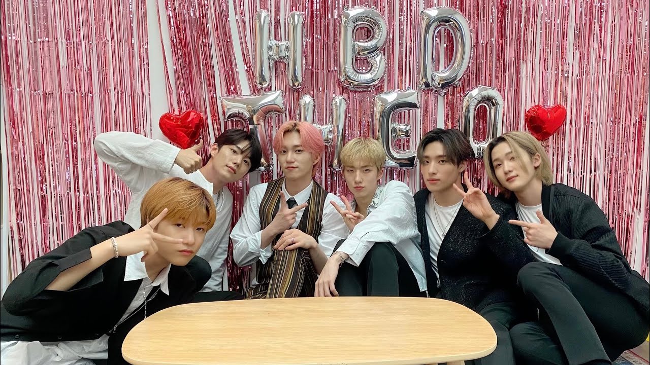 [ENG SUB] Theo Birthday VLIVE l P1Harmony Gift To Theo!!🎁✨l Cute And Funny Moments!😂