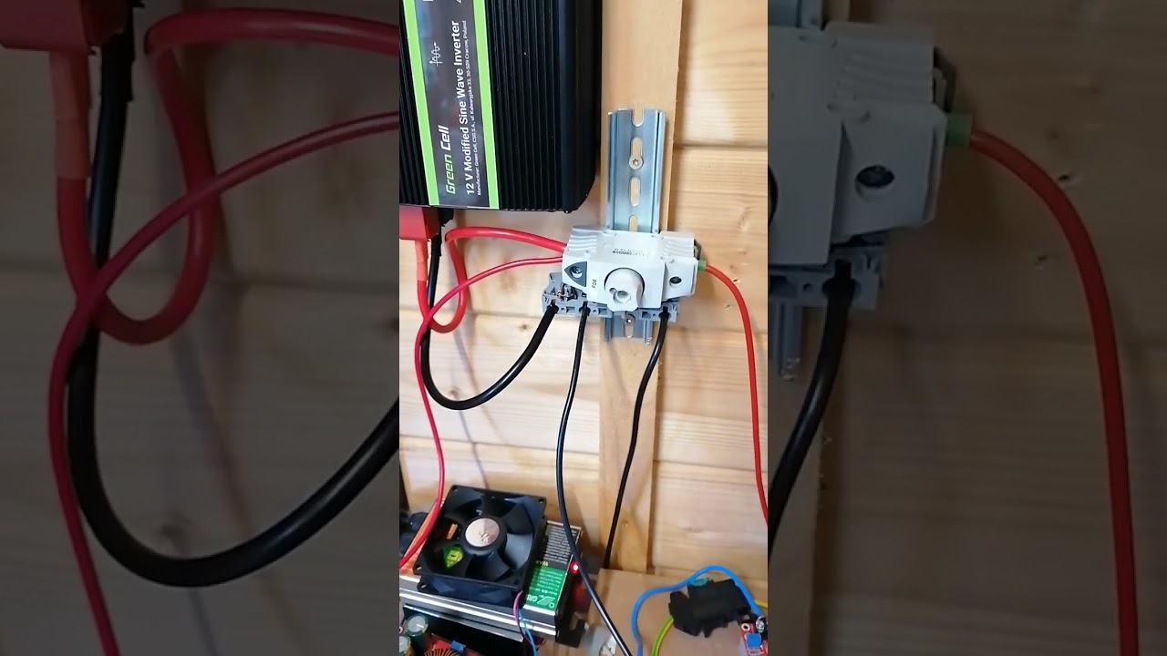 12V Nachteinspeisung  mit stepupwandler und kleine Inselanlage Inselwechselrichter