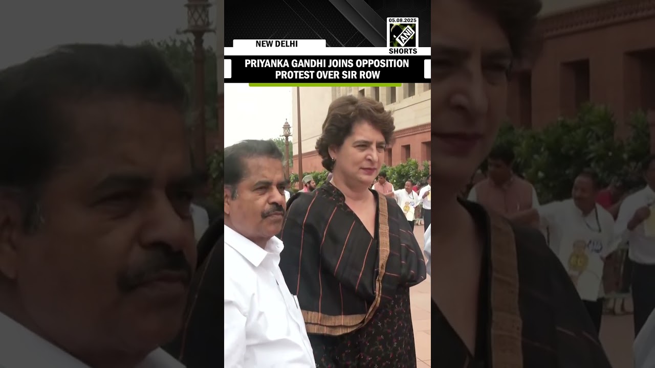 Priyanka Gandhi joins opposition as leaders&rsquo; protest against SIR row outside parliament