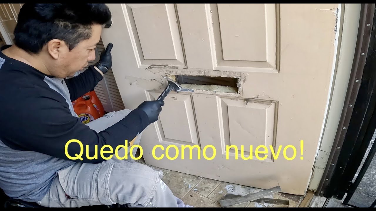 Como arreglar una puerta con un gran agujero! Fixing a big hole in a door.