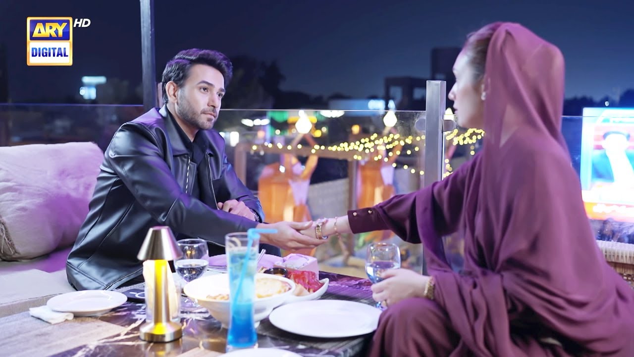Kya aap mujhe pasand nahi karti.? | Unforgettable Moment | Naqaab