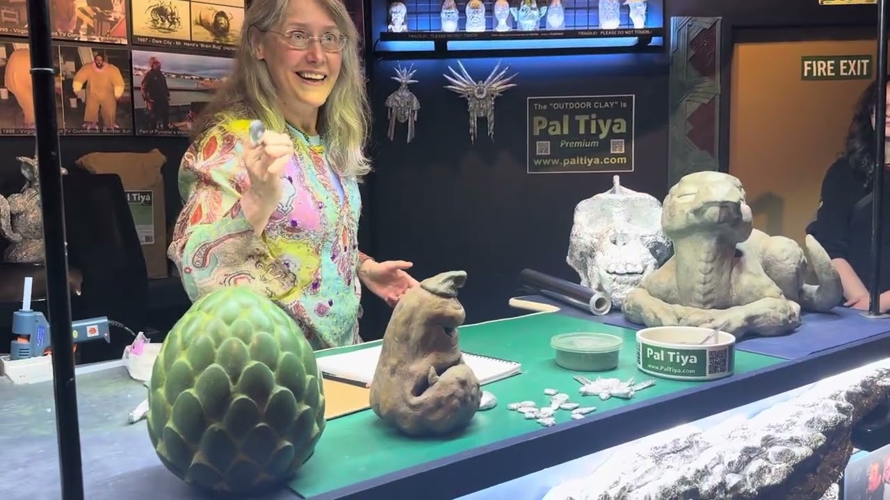 Tin foil art demonstration with Wētā’s Kim Beaton