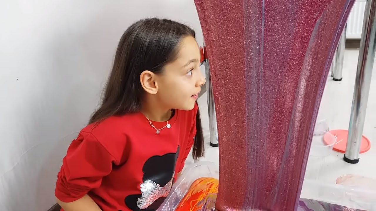 Slime Şelalesi 30 Kap 50 Kilo Slime Eğlenceli Çocuk Videosu Melike Elif