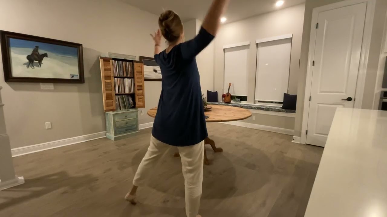 Enter into His Gates (Helen Shapiro) - Simple Messianic Dance