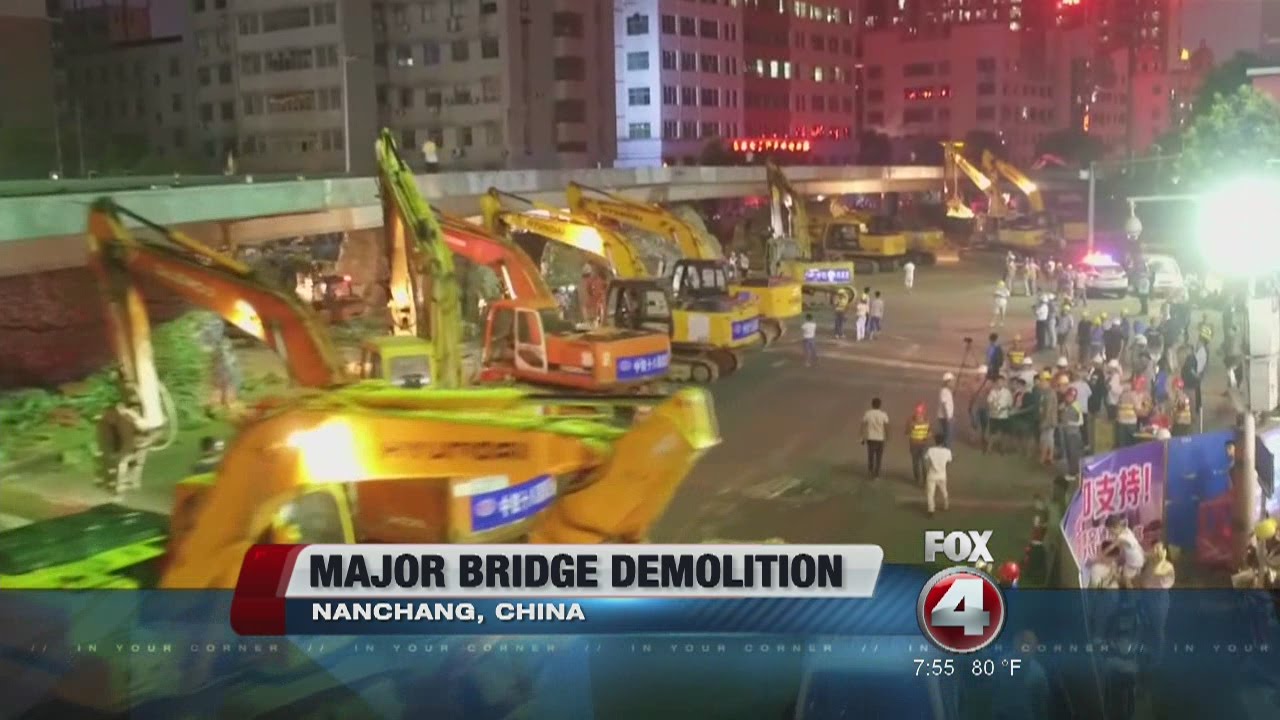 116 excavators demolish overpass in China