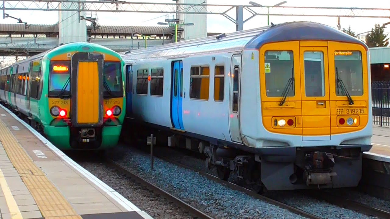 Trains at Bletchley, WCML - 22/10/20