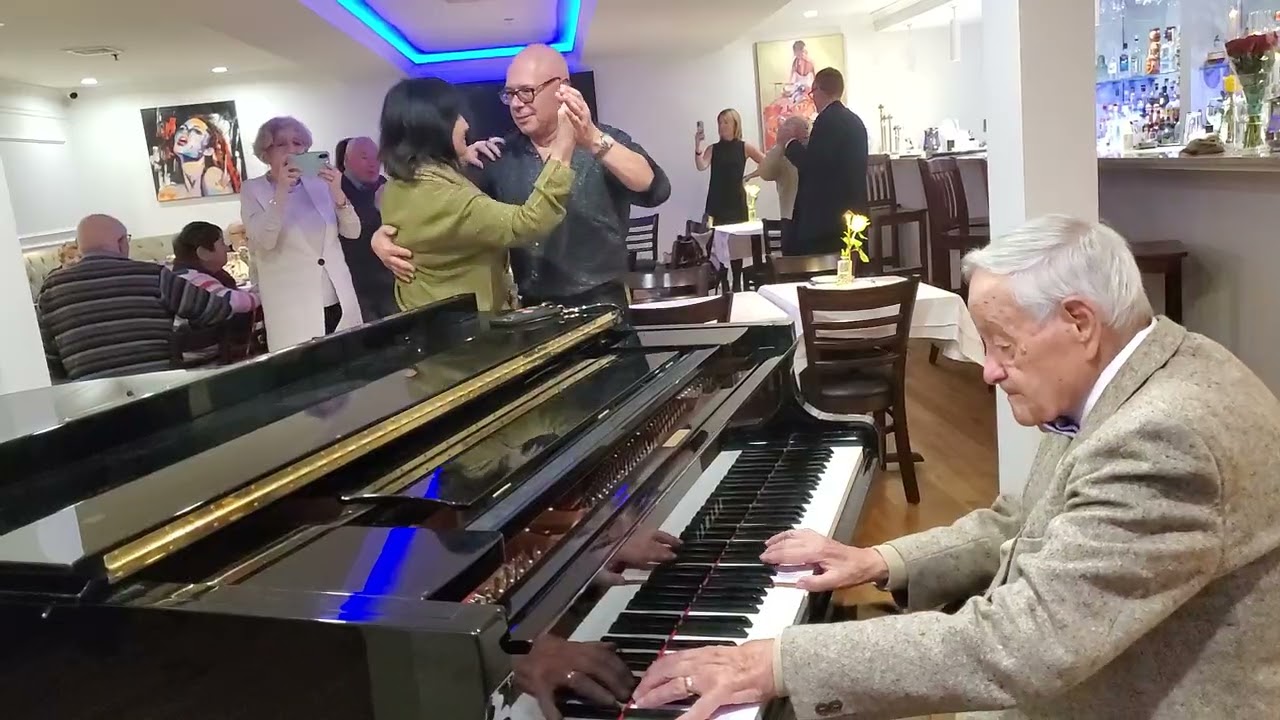Piano playing by German