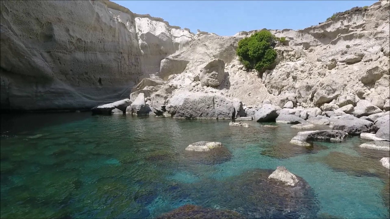 Sikia Milos Aquatta Yachts