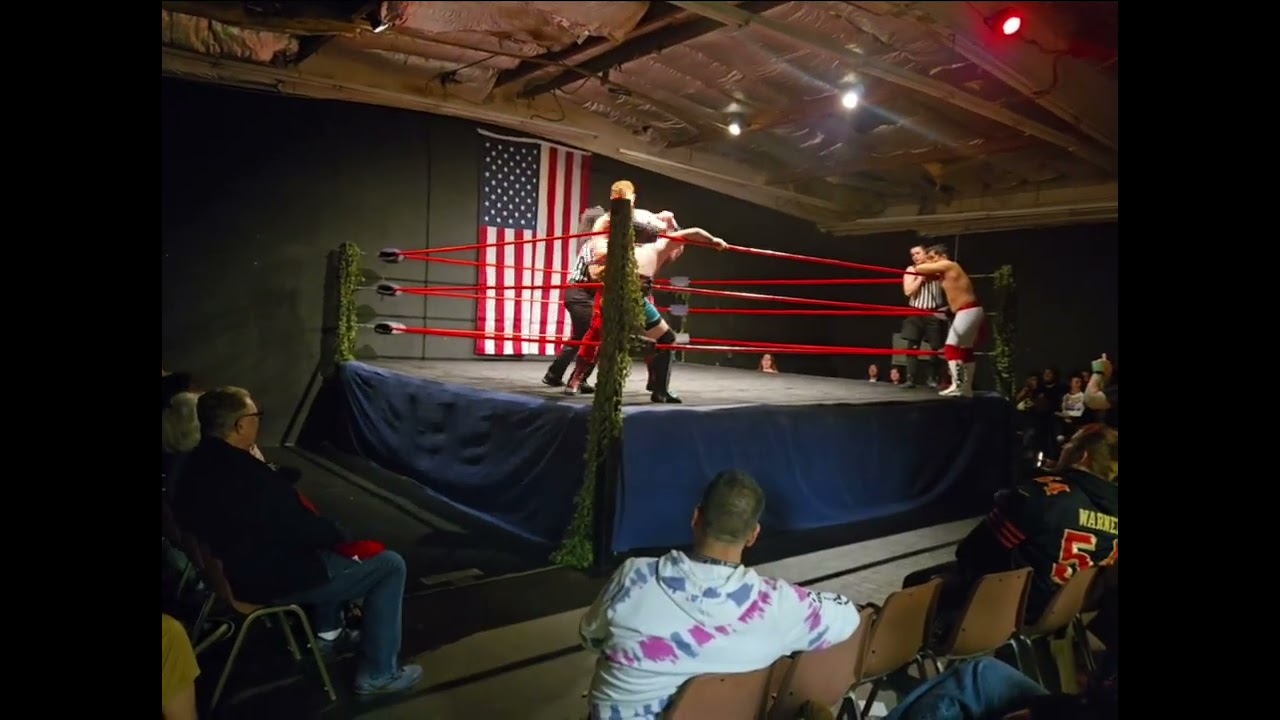 Rufio, Ref Brandon, & Jamie Shark vs Brandon Humphrey & Matthew Morrisey at WWZ