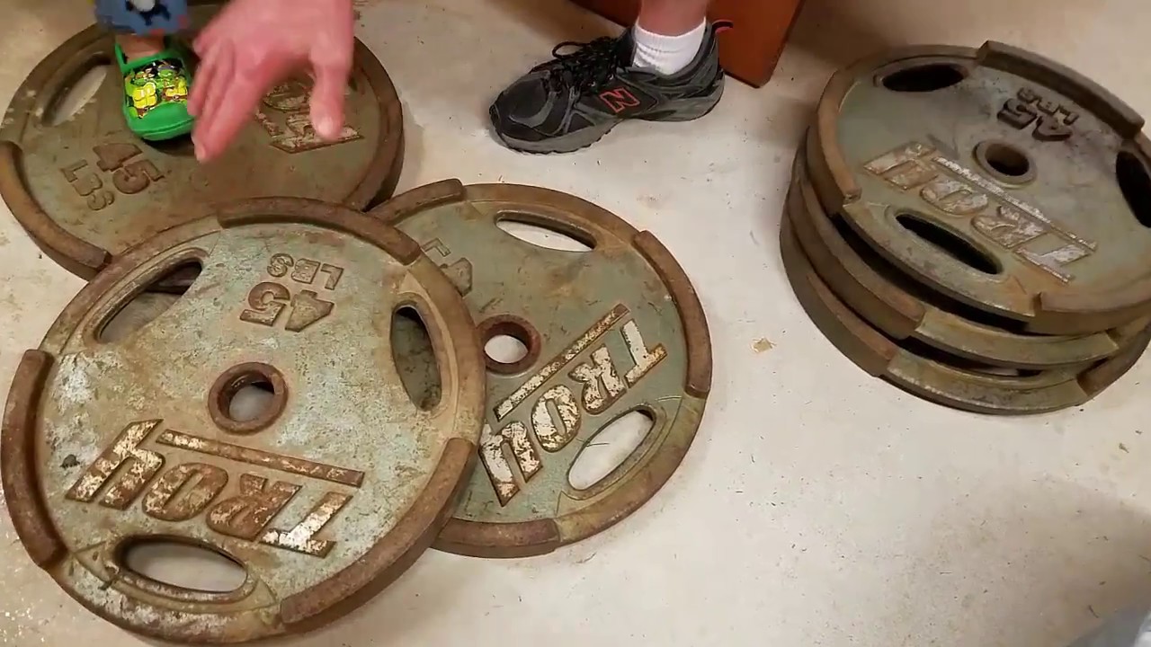 How To Clean & Restore Rusty Weights