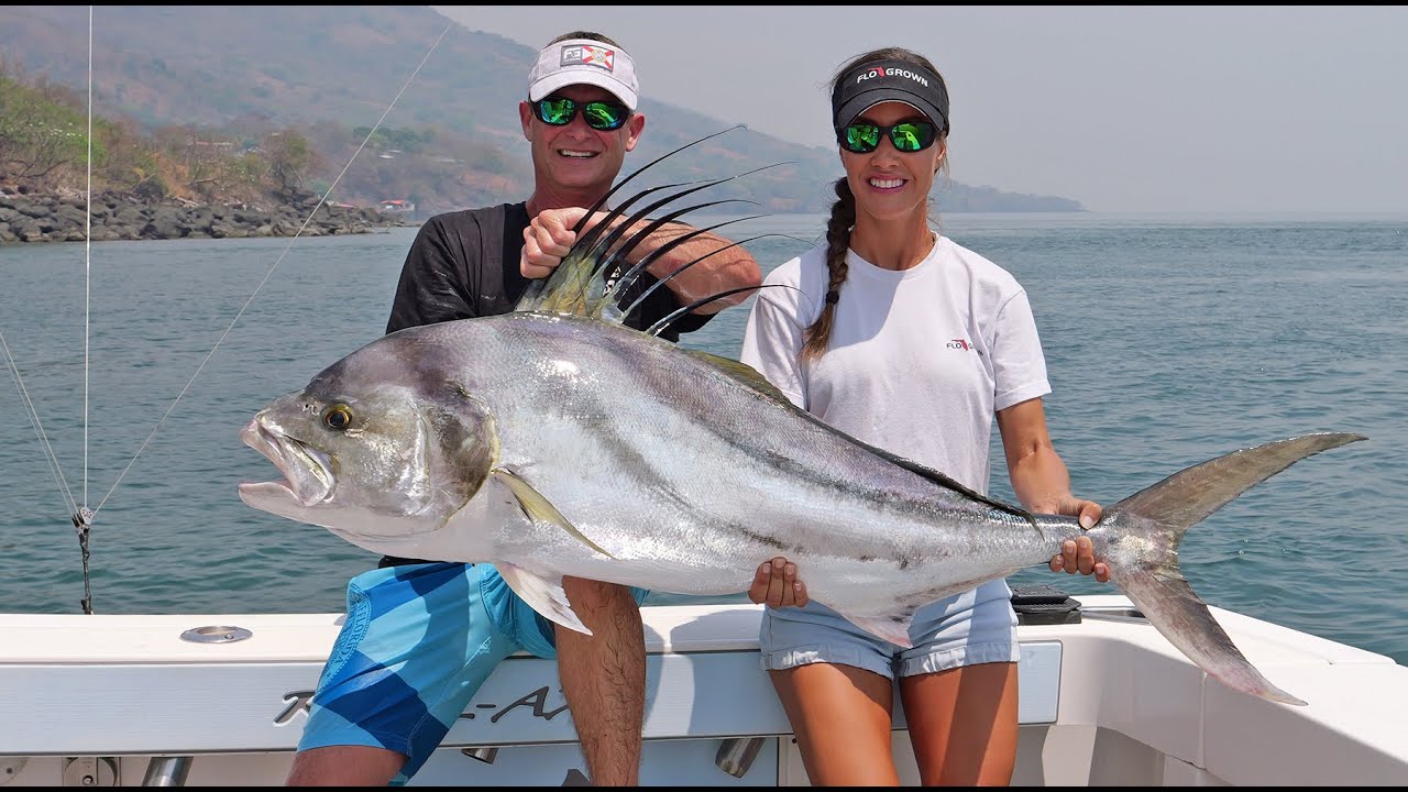 Catching a GIANT Roosterfish !