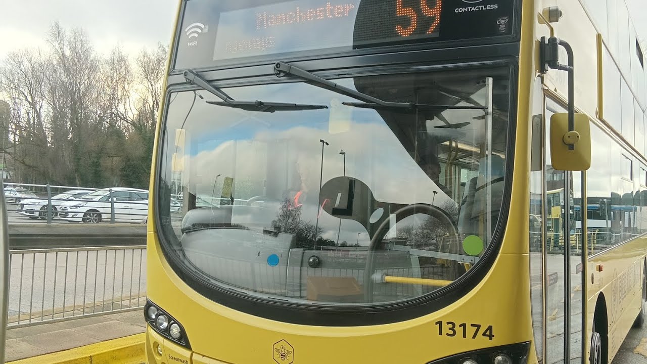 *LUXURY INTERIOR* ( 13174 BN61 MWY ) On the 59