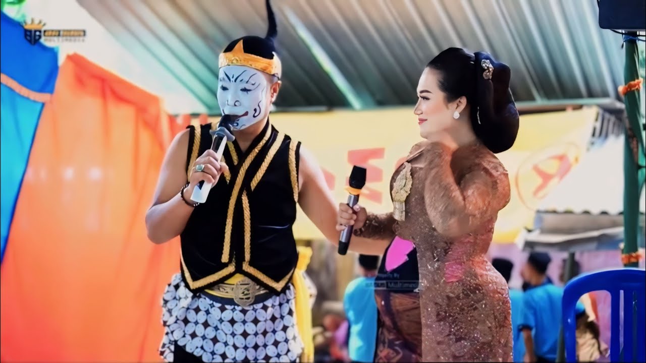 Sinden hamil masih manggung