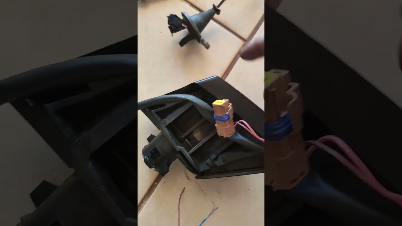 retrovisor Peugeot 308 Colocando motor rebatimento comprei um novo sem