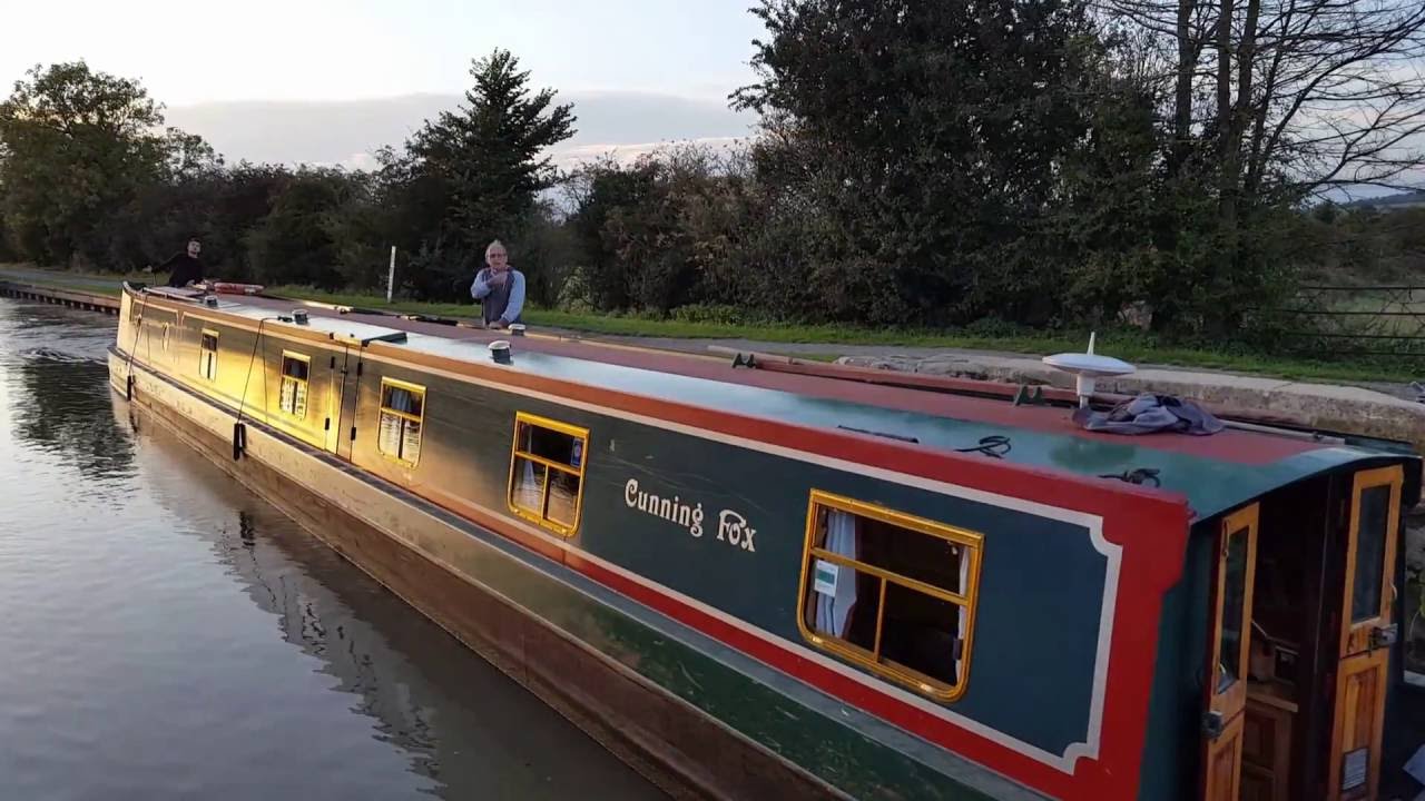 The Kennet and Avon Canal with Foxhangers