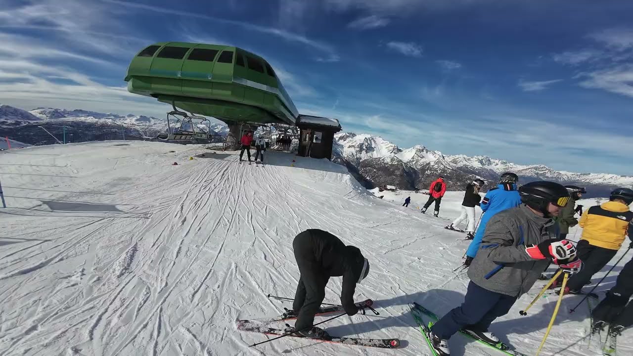 Third day on the Vialatte slopes and we are in the ski resort of San Sicario, Clavière & Sestriere