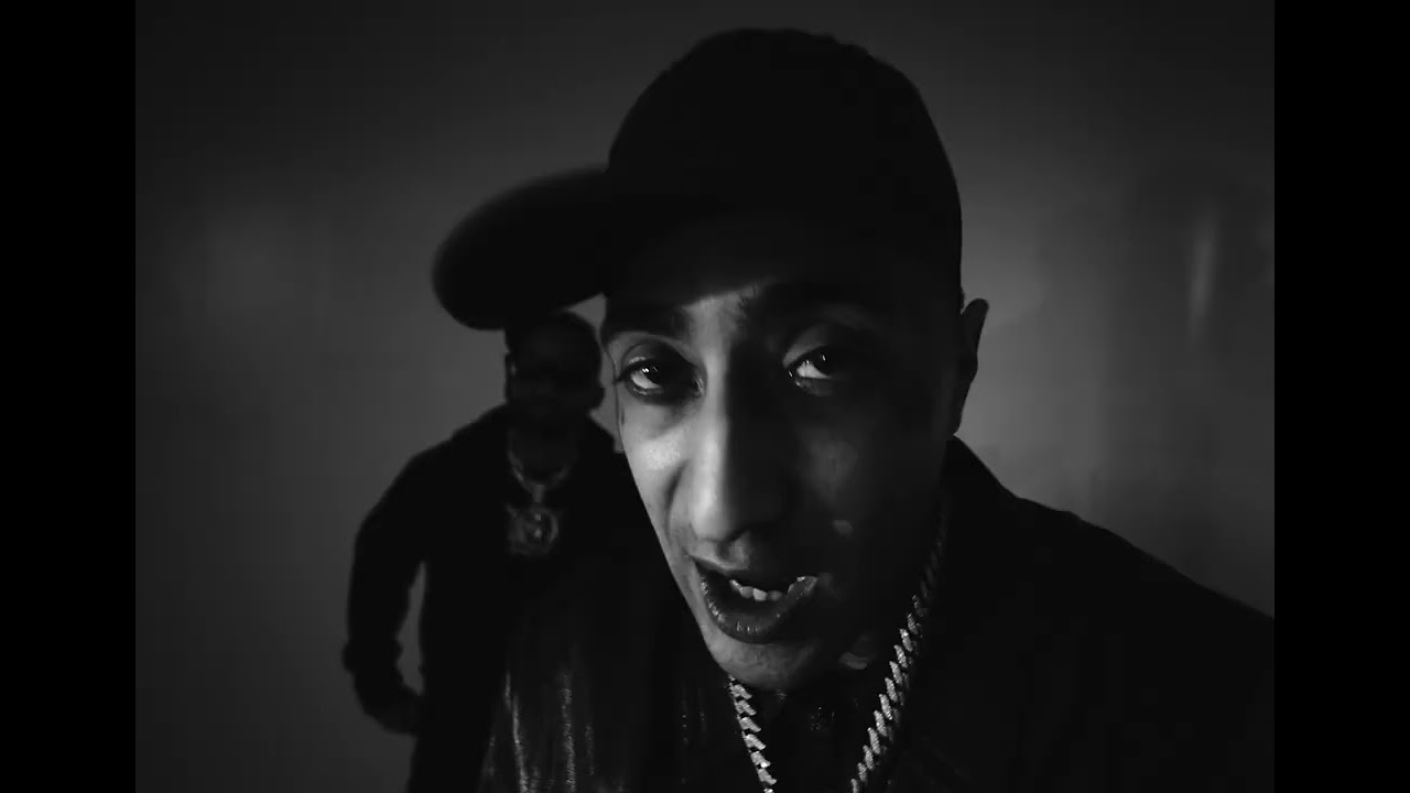 Arcangel X Neutro Shorty - Flash Foto (Video Oficial)
