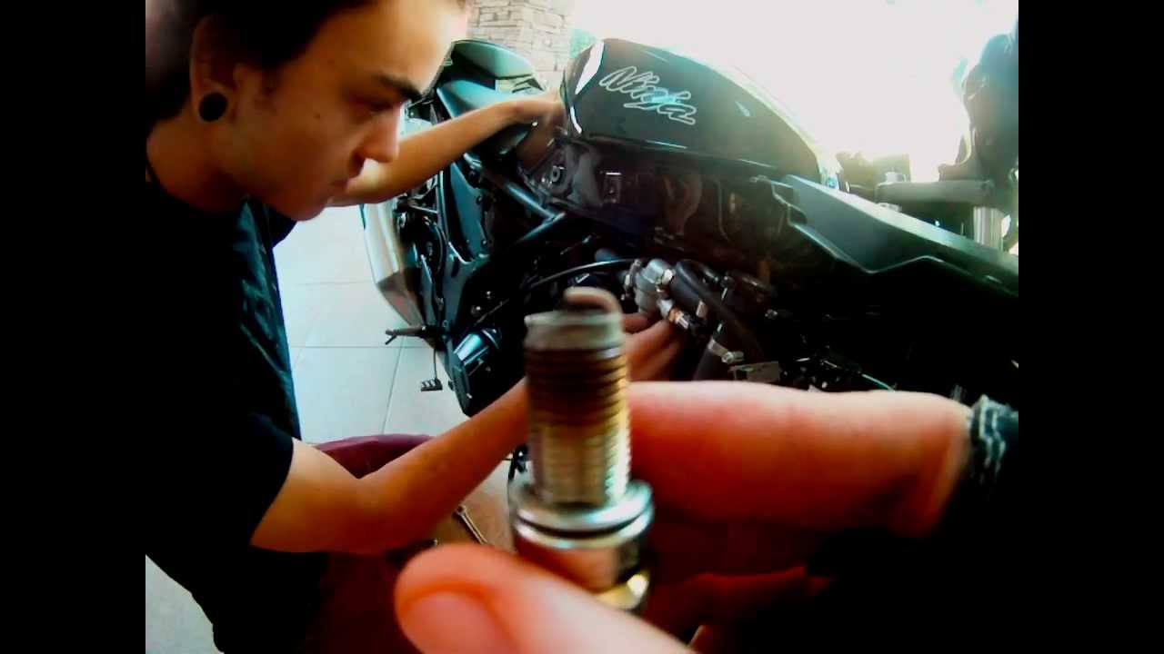 How to replace ninja 300 Spark Plugs