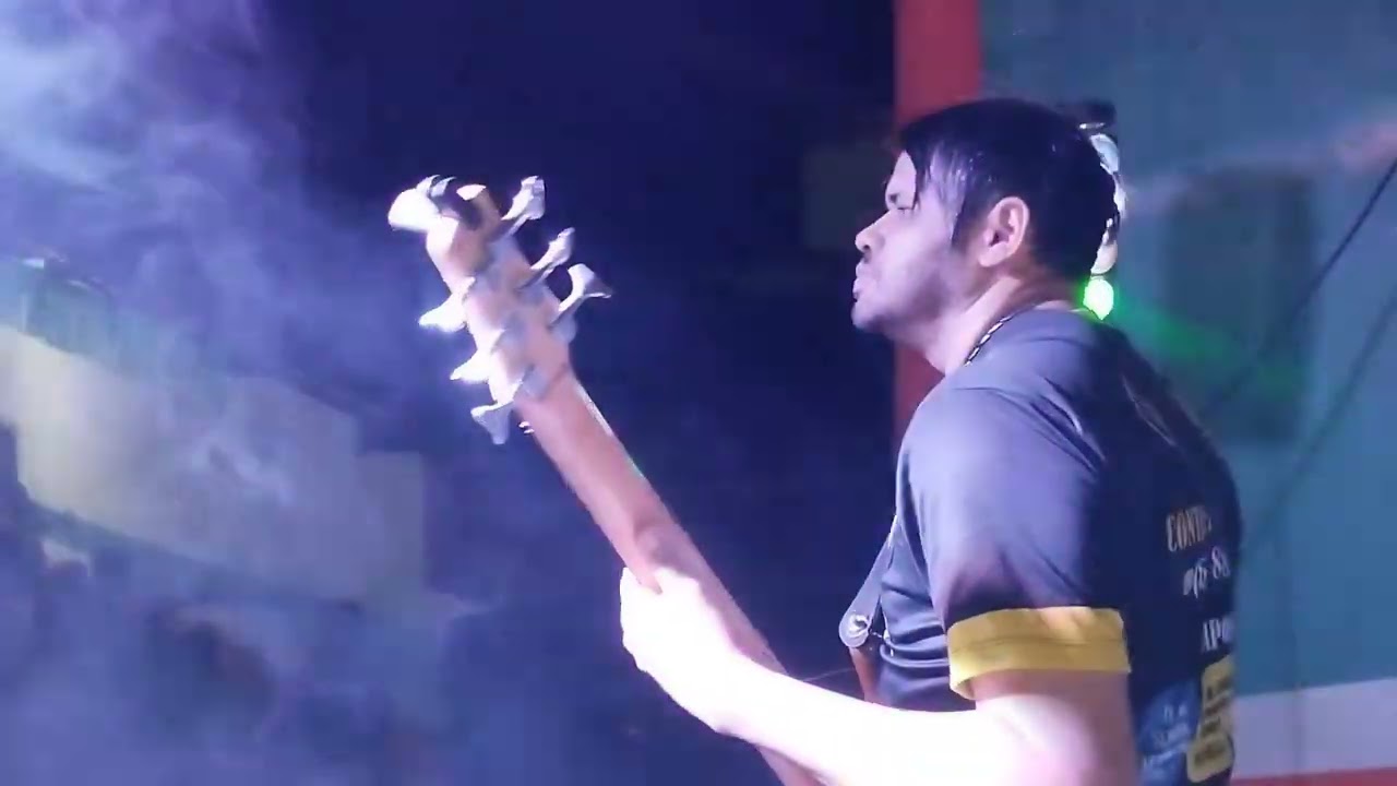 QUADRA DO DIDI EM PENTECOSTE LOTAÇAO FORRO QUE SE GARANTE GUITARRADAS