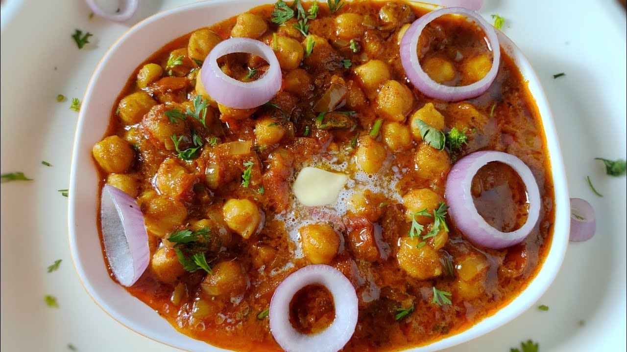 Simple Chana Masala - Make for Puri, Parota and Chapati | Tasty Chana Masala Recipe | Easy CHANA MASALA