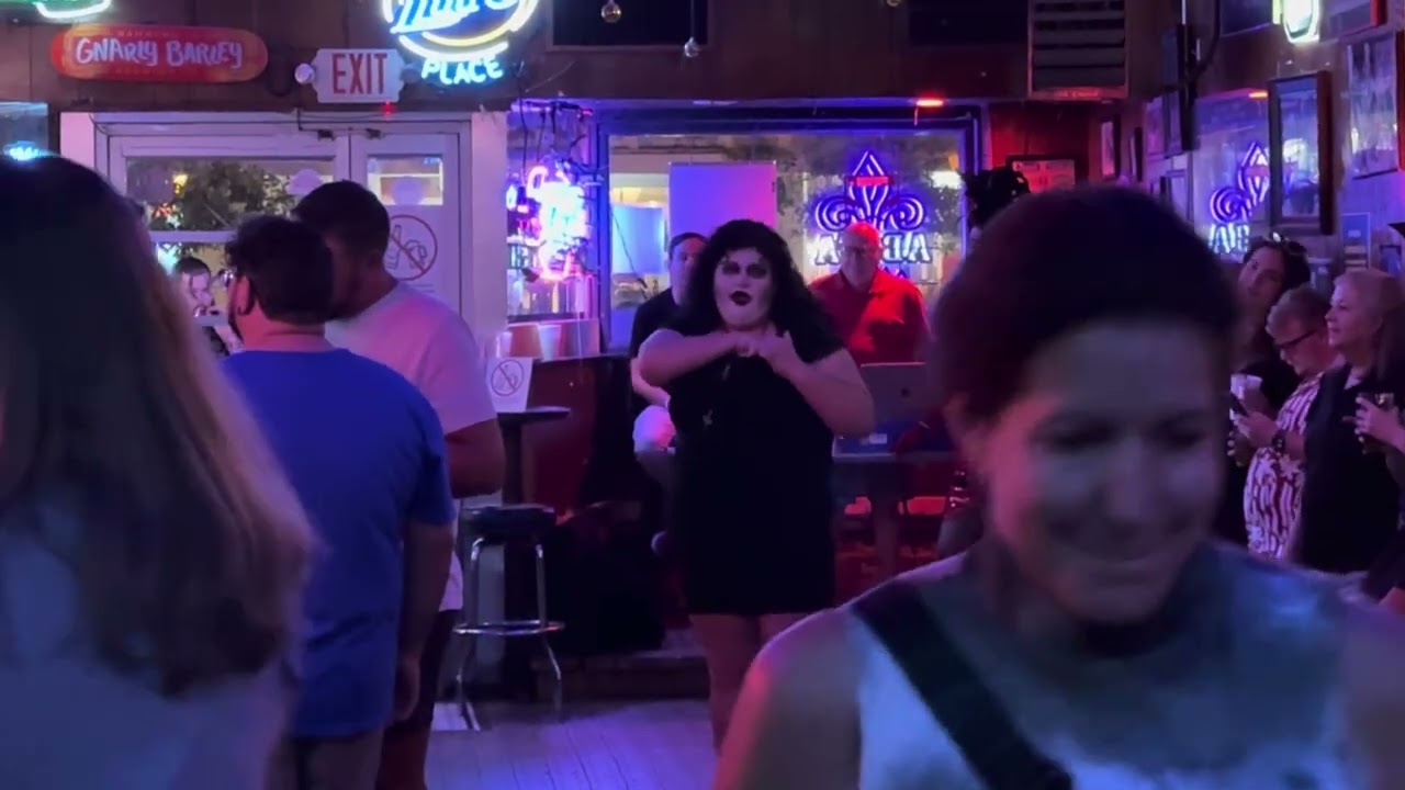 Missilia Amori/From the Pinnacle to the Pit Mix