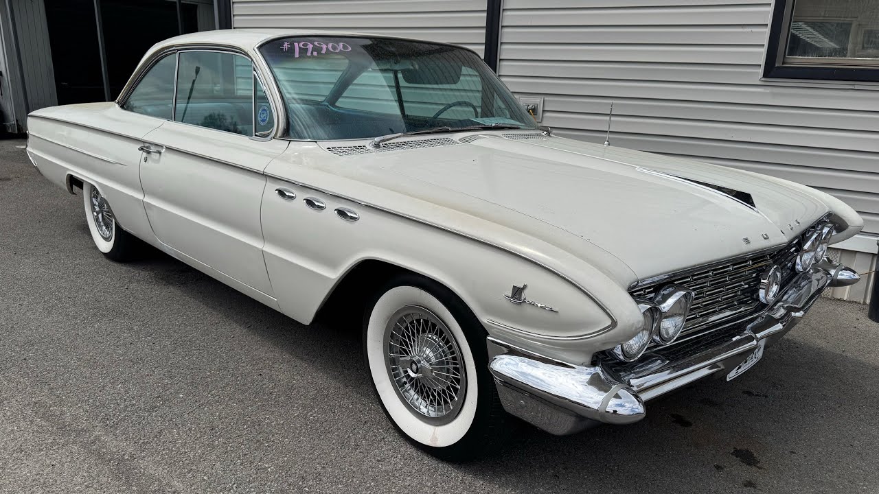 TEST DRIVE 1961 Buick LeSabre $19,900 MAPLE MOTORS #3282