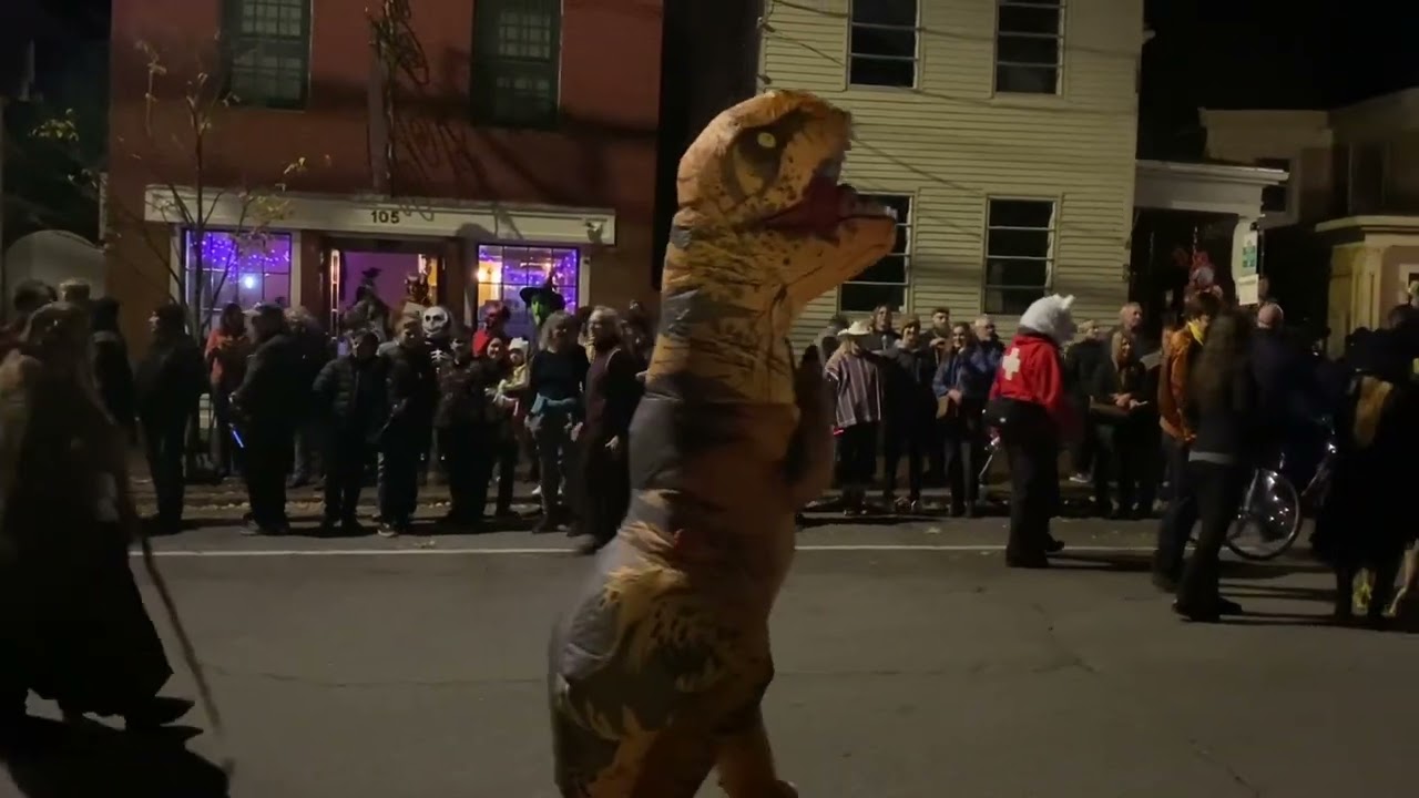 2022 Portsmouth (NH) Halloween Parade