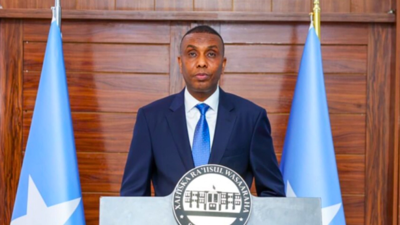 Daawo Rw Xamse O Afka Furtay Caalamkii Wuu Naga Aamusay Wadanwalba Anaa La hadlay Xaalkeenu Waa Hali