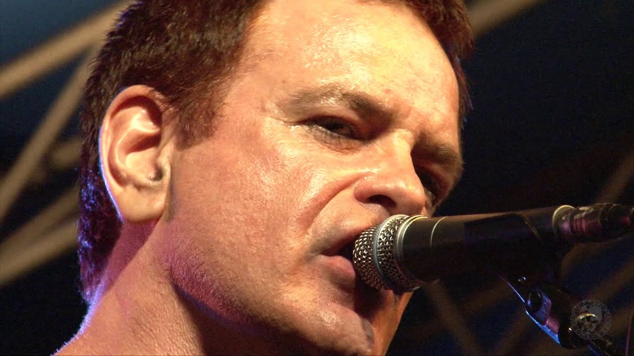The Wedding Present live at South Street Seaport New York 2010