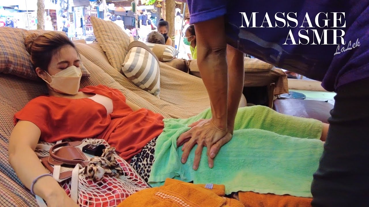 $6 Cheap Thai STREET FOOT MASSAGE at the BIGGEST WEEKEND MARKET in Bangkok (unintentional ASMR)