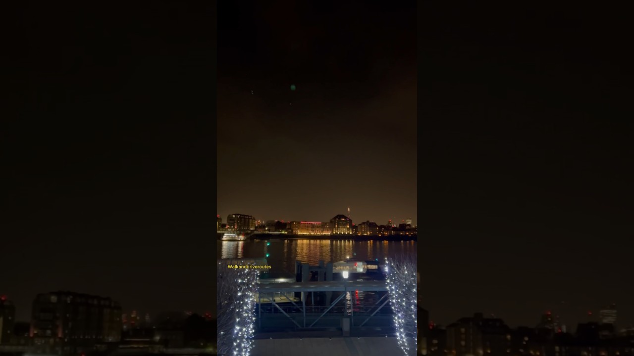 London Winter Lights Walk ❄️ | Evening Stroll Part 3 🇬🇧 #shorts  #walkanddriveroutes