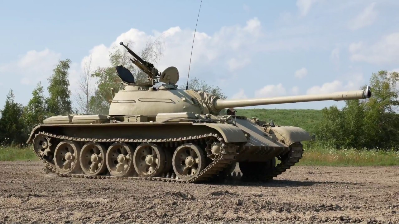 Fighting Vehicles: T-54 Fighting Compartment (Startup Procedure and Fire Control Systems)