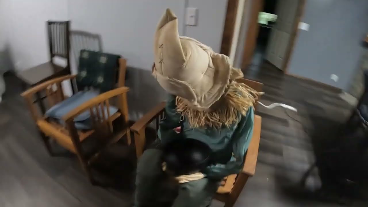 Unboxing Sitting Scarecrow Animatronic