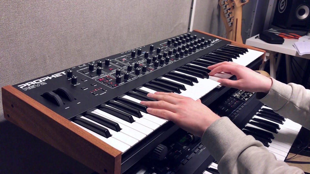 Prophet REV2 Demo by ChrisDX7 (8-voice version)