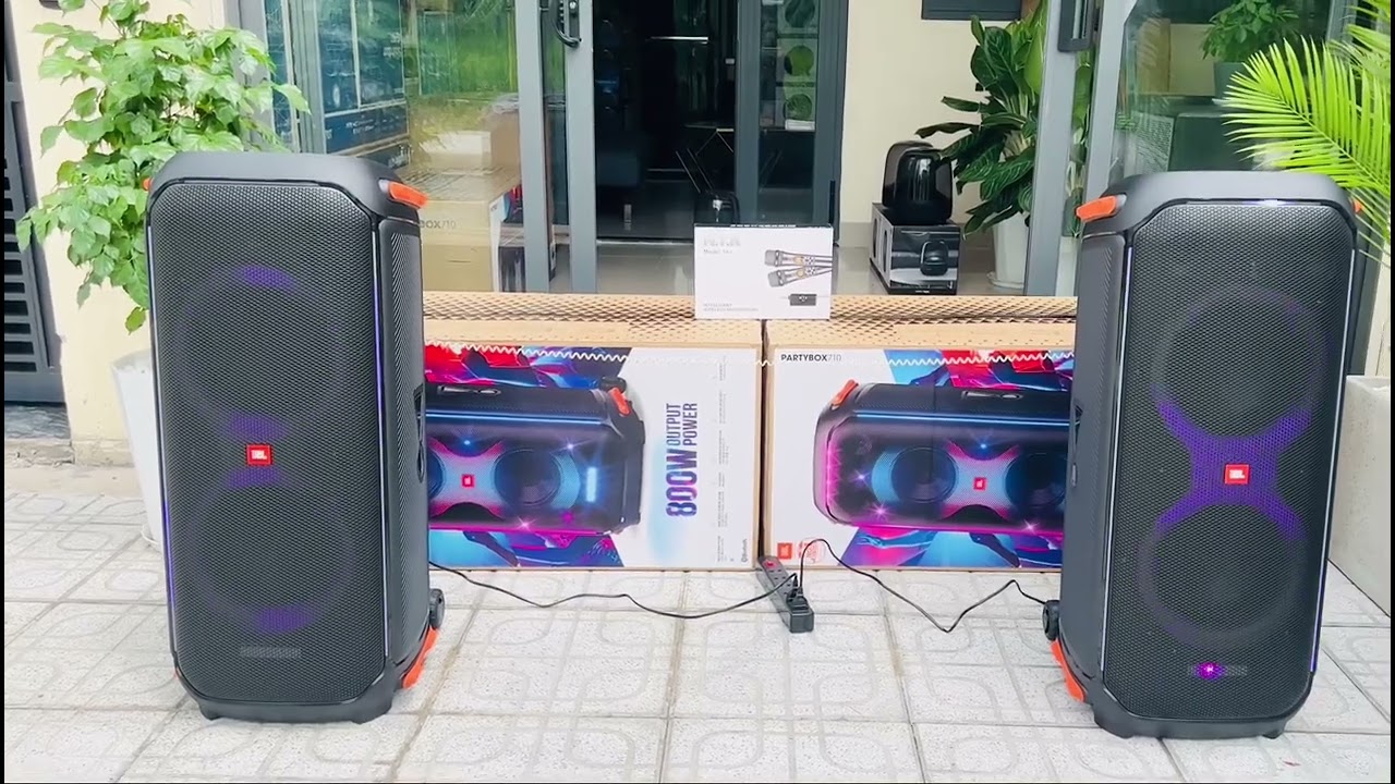H&aacute;t Karaoke Tr&ecirc;n 2 Loa JBL Partybox 710 C&ocirc;ng Suất 800W Mỗi Loa