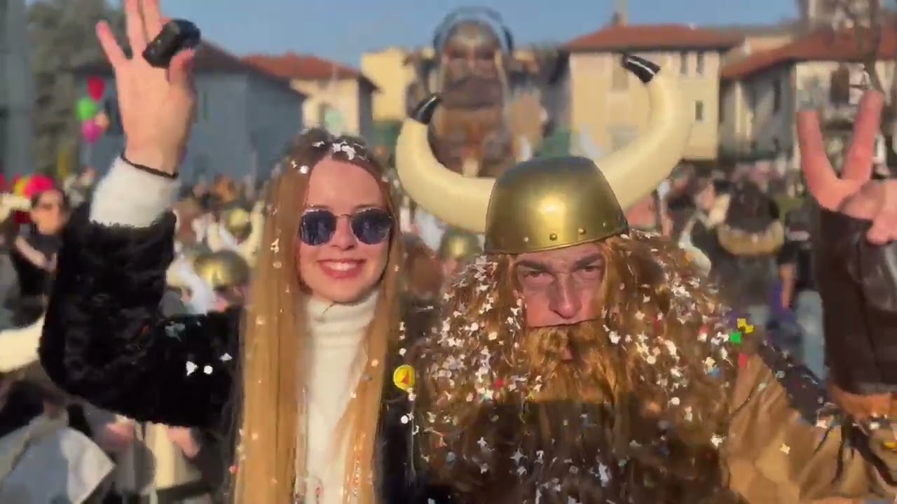 LA SECONDA SFILATA DEL CARNEVALE CANTURINO: I CARRI, LE MASCHERE, IL DIVERTIMENTO