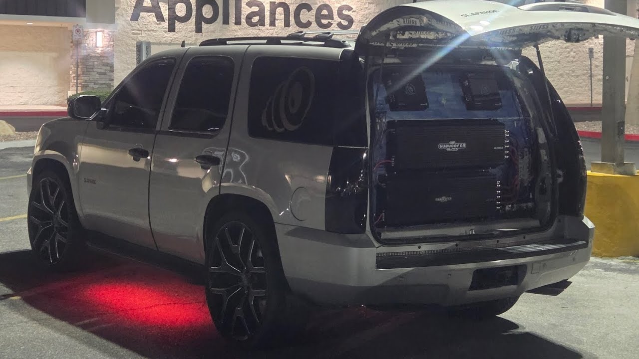 Slappin Slapz Fridays