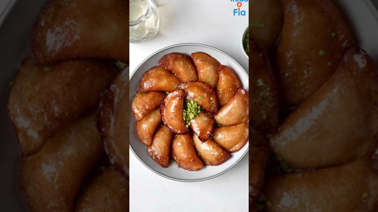 Top 14 Mouthwatering Arabic desserts for this Ramadan | Middle Eastern Desserts | 