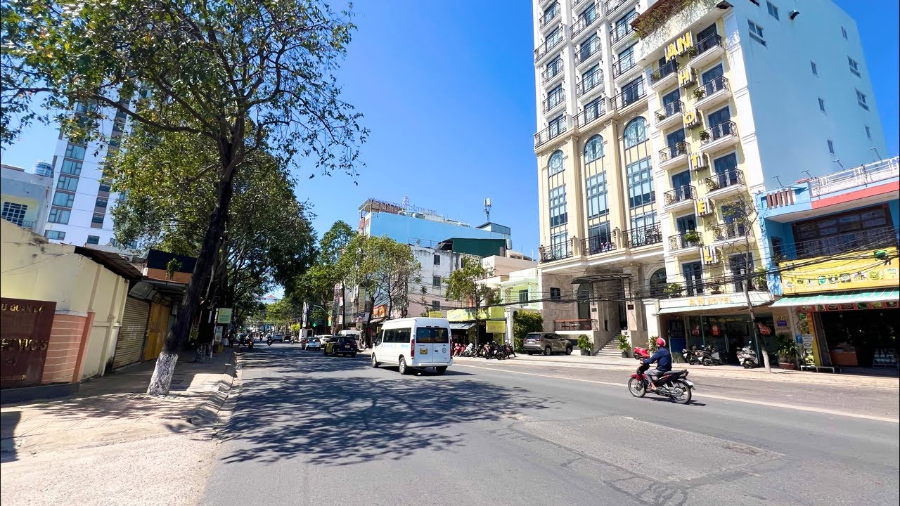 💥Nhà ngang 5.8m mặt tiền Hoàng Diệu giáp KĐT sân bay cũ đi bộ tắm biển | Lý Nhà Đất Nha Trang