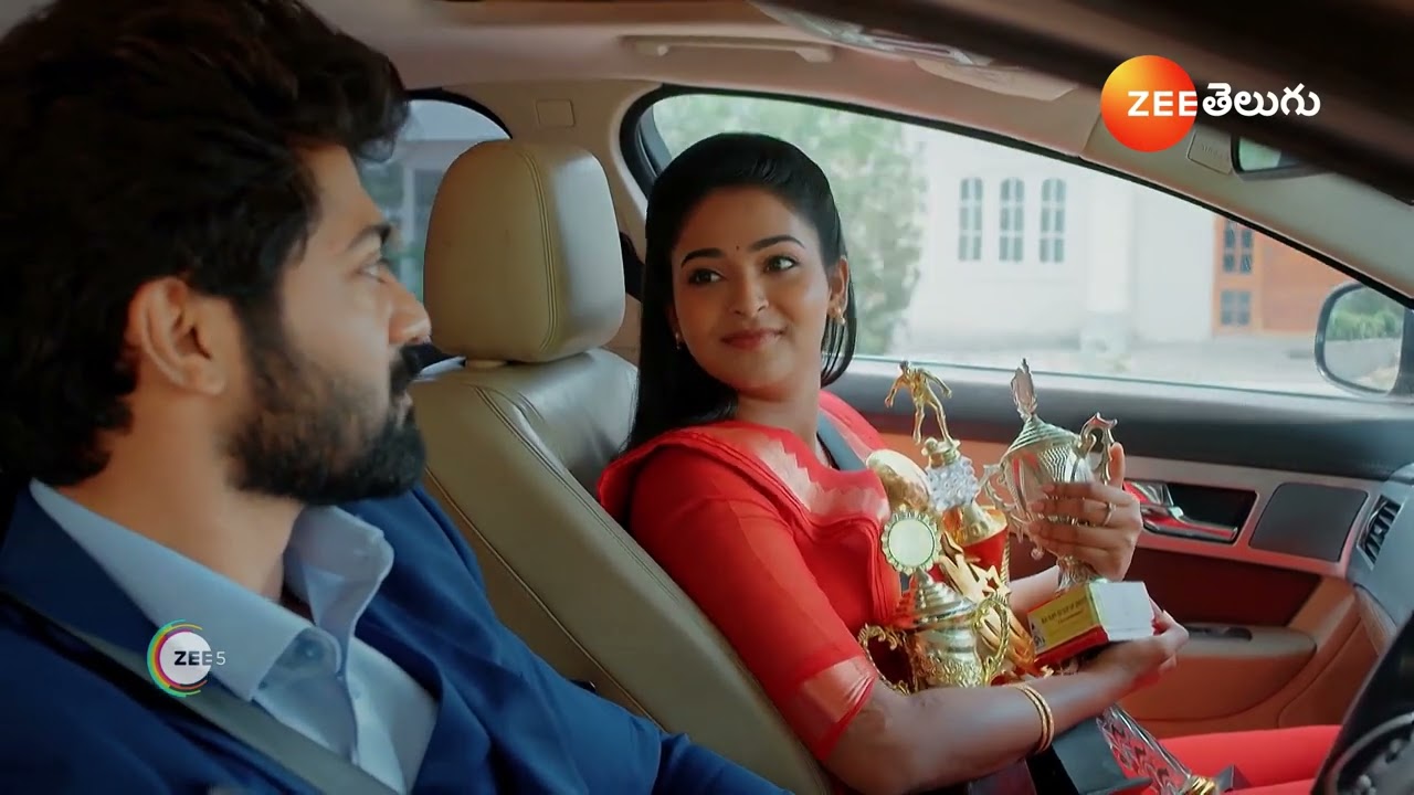 LAKSHMI NIVASAM |తులసిని  ట్రాప్ చేయాలనుకున్న ఆఫీసర్ కి దేహశుద్ధి చేసిన సిద్ధూ