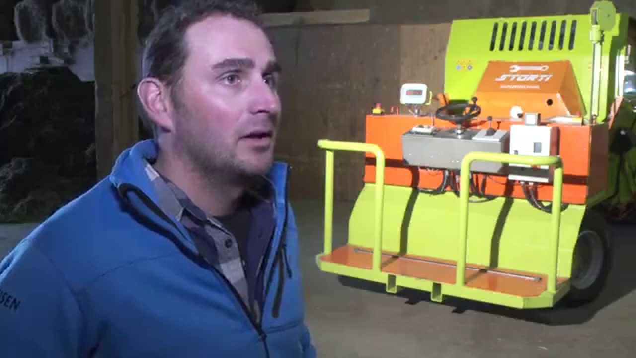 Elektro-Futtermischwagen Storti Akita selbstfahrend