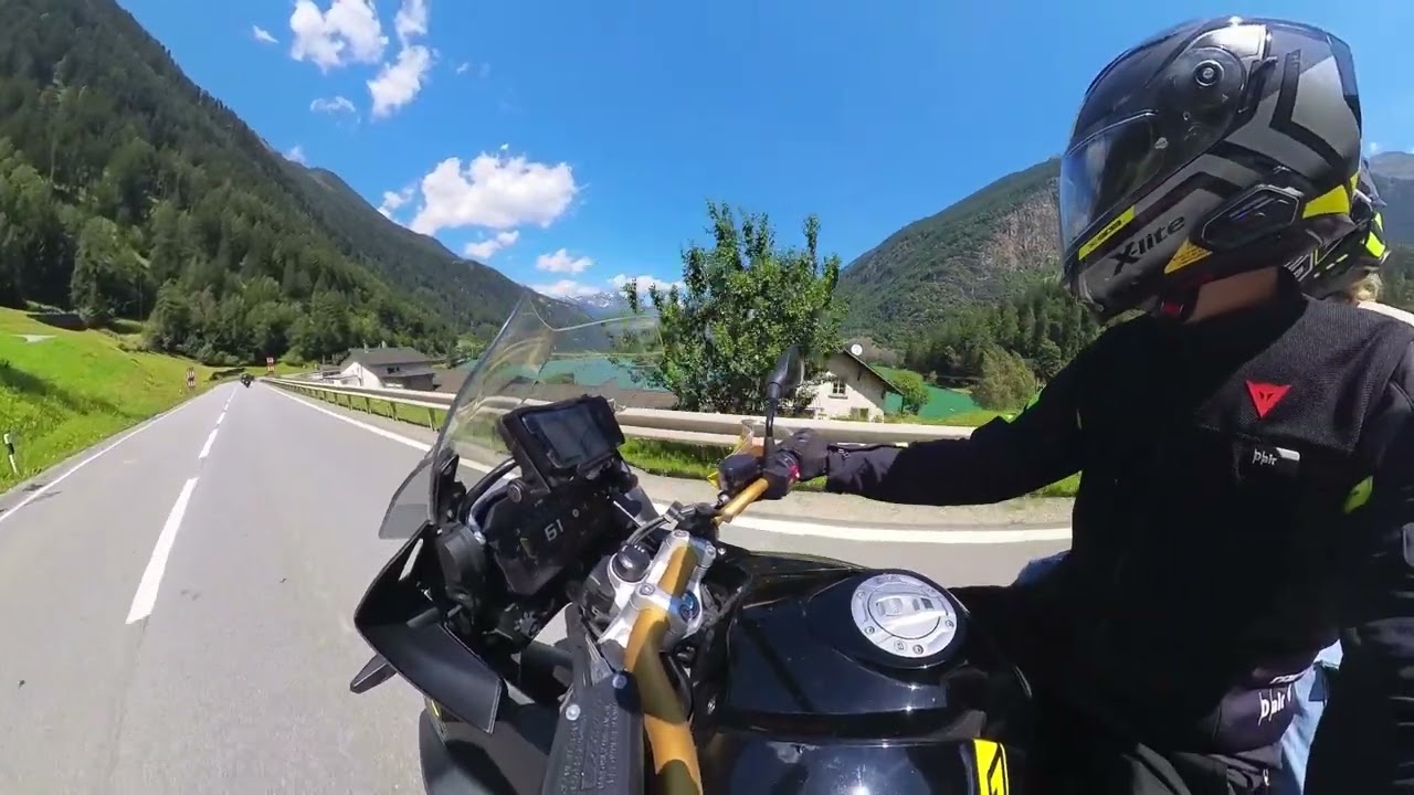 Motogiro a Livigno, Passo del Bernina e Saint Moritz