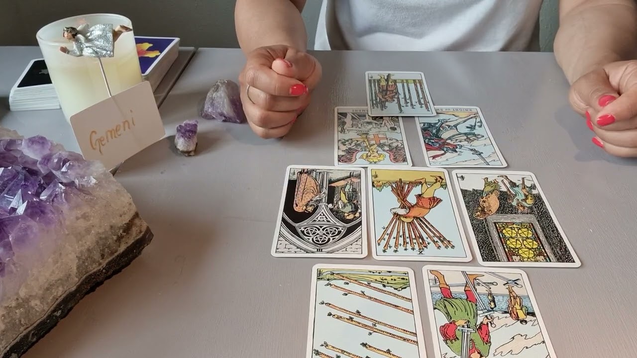 Gemini July 2022 Tarot Time to follow your dreams! This person is clinging on to you still.🙄💫❣️