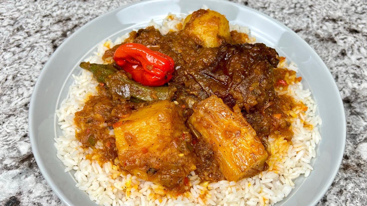 Smoked Catfish Sauce - Sauce Konkoé Touré Gbeli || Guinean Recipe 🇬🇳