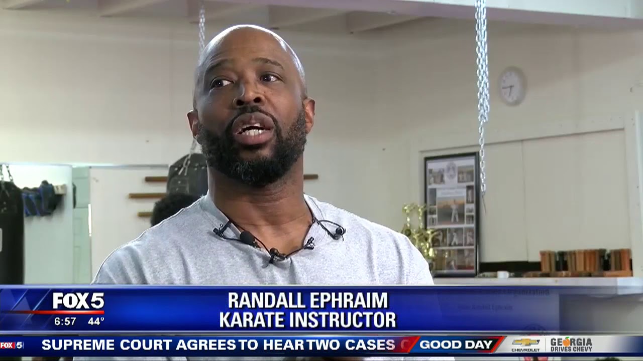 Karate instructor stops kidnapper