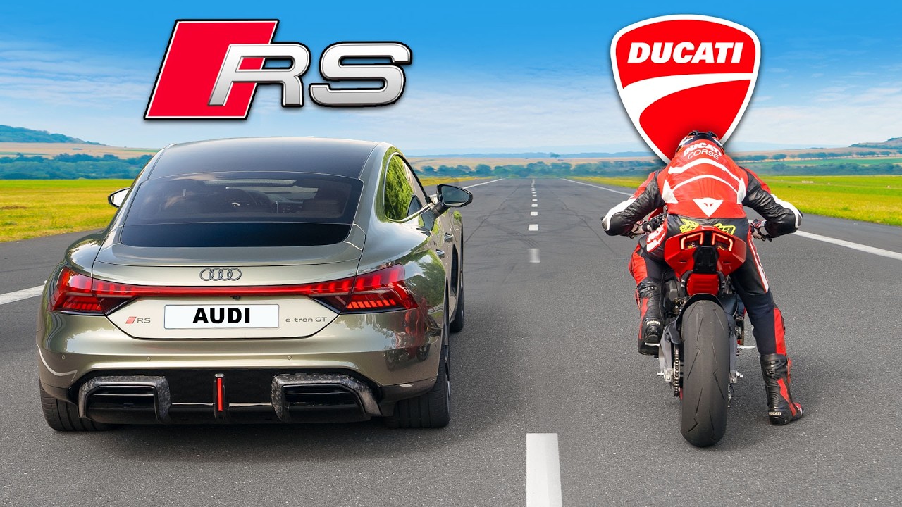 Кто победит в заезде:  AUDI RS или DUCATI?